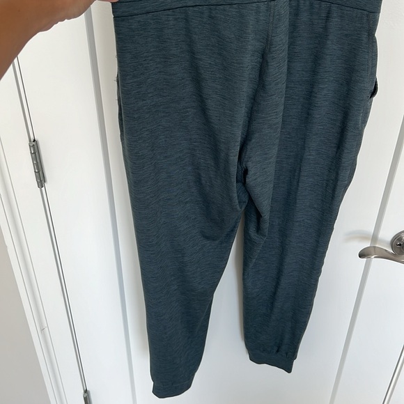 Vuori Lux Jumpsuit NWOT - Picture 9 of 14